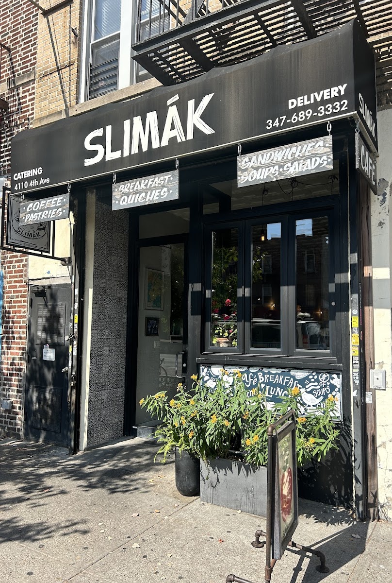 SLIMAK CAFE