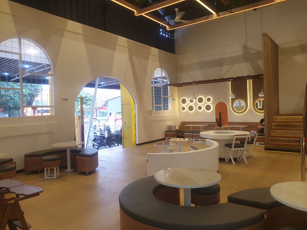 Labbaik Chicken Sumber