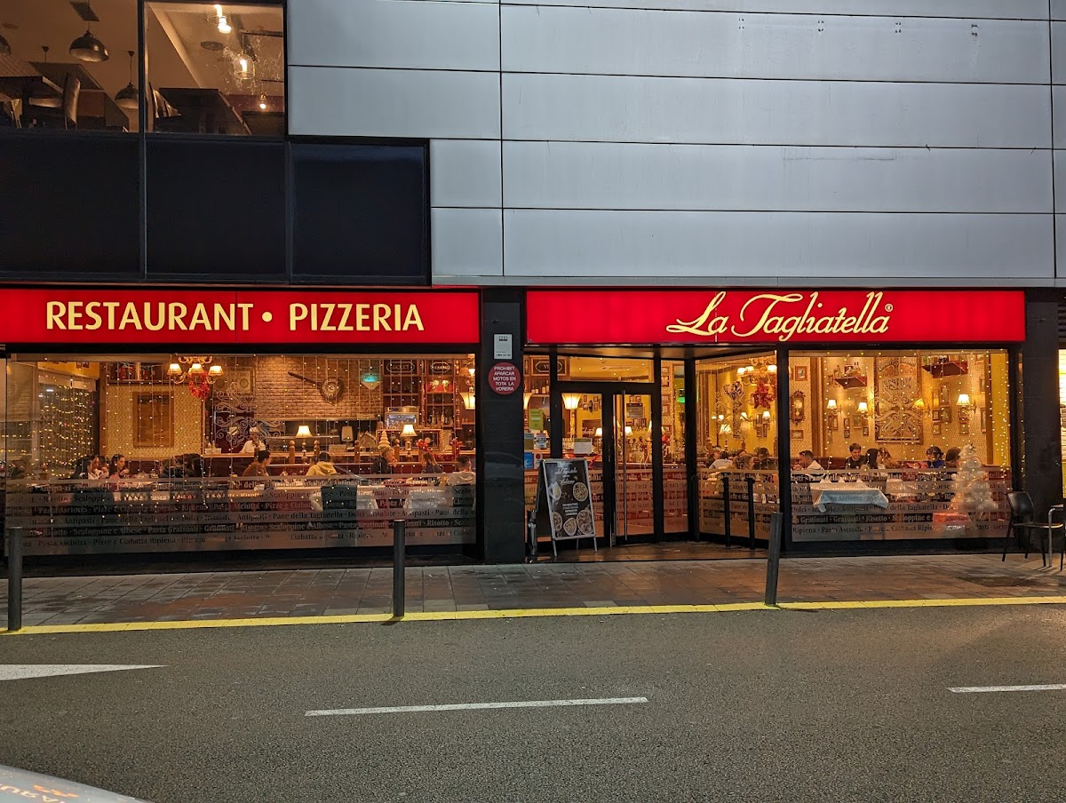 Restaurant La Tagliatella CC. Montserrat, Abrera